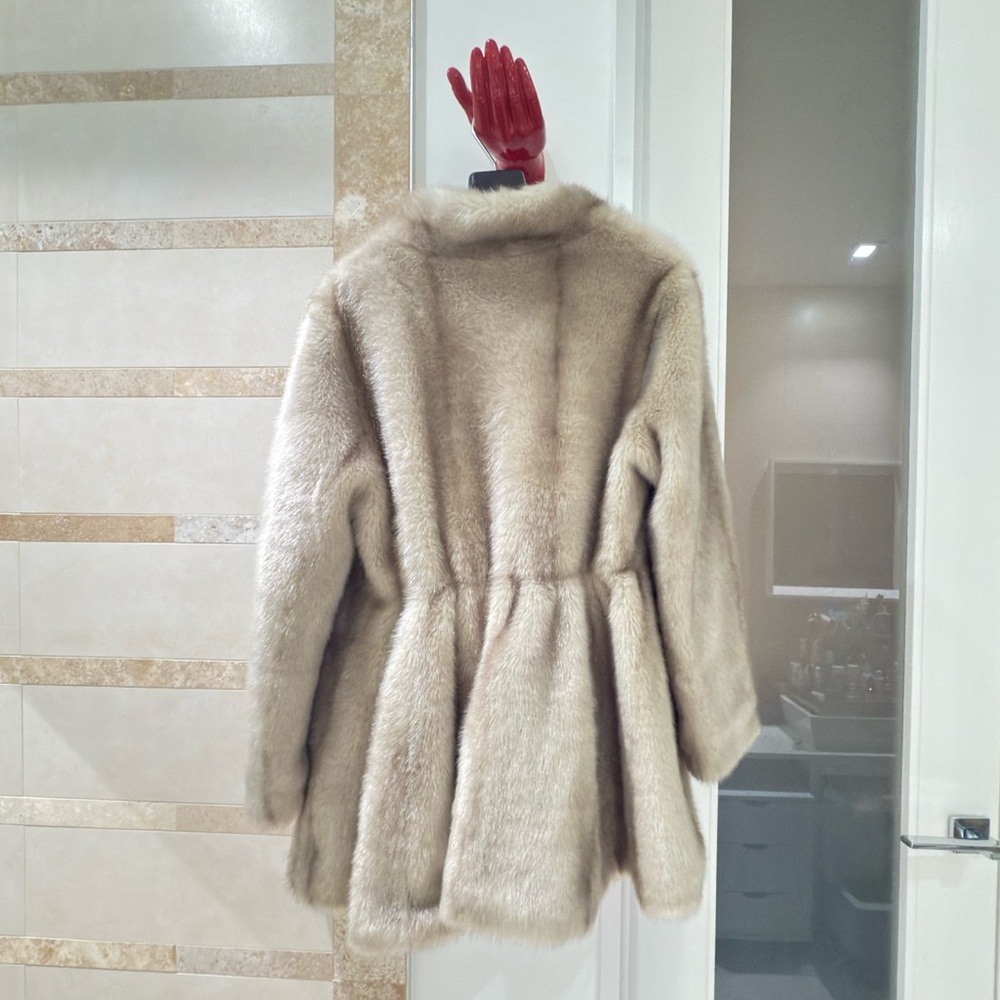 Women's Cream Teddy Jacket - Picture 2 of 14